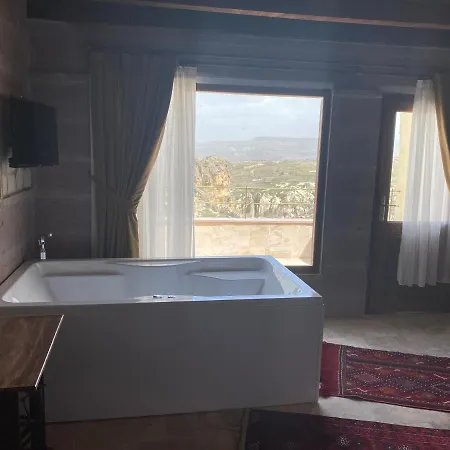 Crazyhorse Hostel Ortahisar