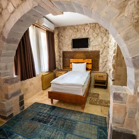 Crazy Horse Hostel *