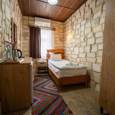 Crazy Horse Hostel Ortahisar