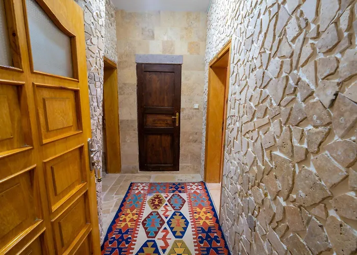 Crazy Horse Hostel Ortahisar