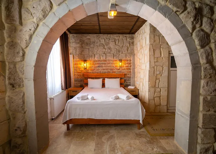 Hostel Crazy Horse *