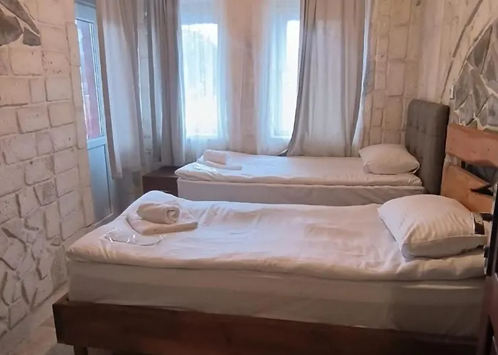 Crazy Horse Hostel Ortahisar